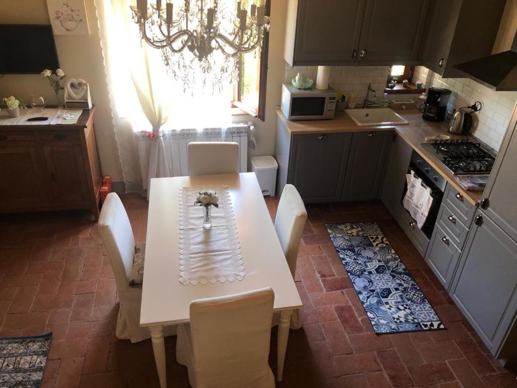 San Donato in Poggio Dolce Cuore Luxe Apartment Chianti Florence Male Romantyczne Mieszkanie מראה חיצוני תמונה