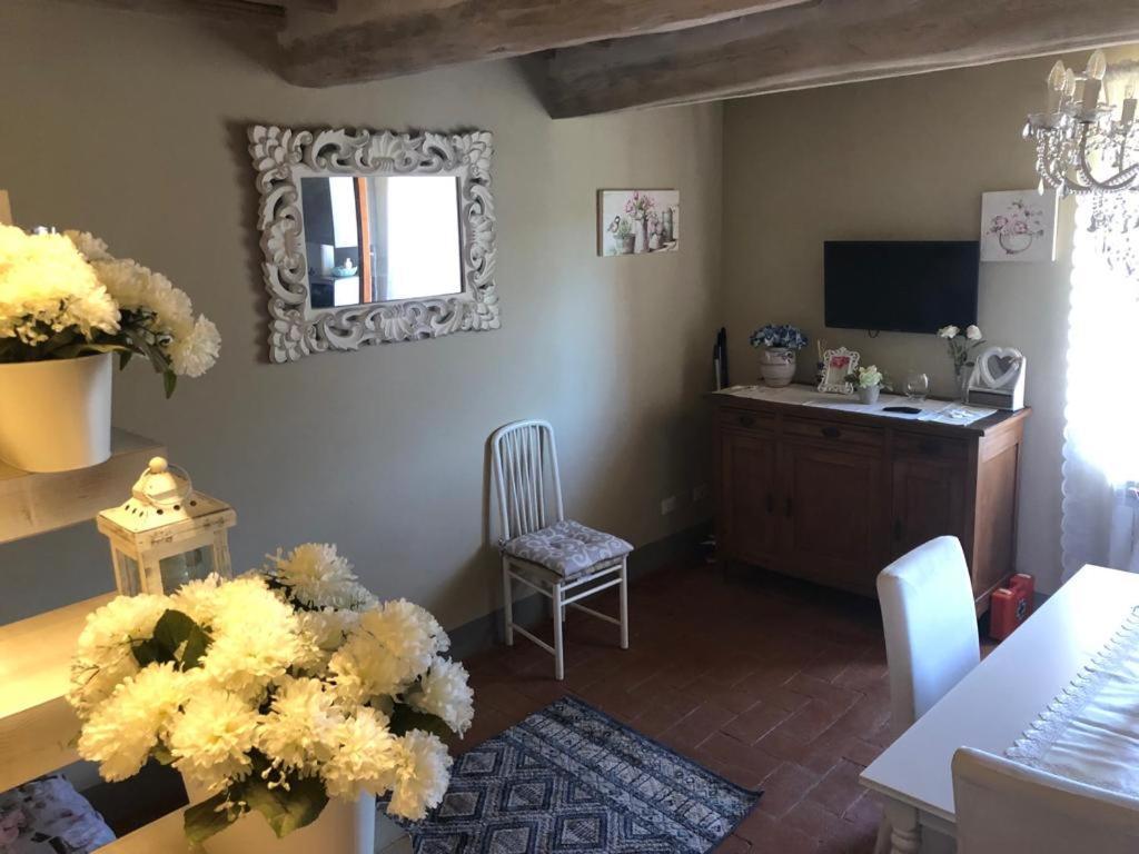San Donato in Poggio Dolce Cuore Luxe Apartment Chianti Florence Male Romantyczne Mieszkanie מראה חיצוני תמונה