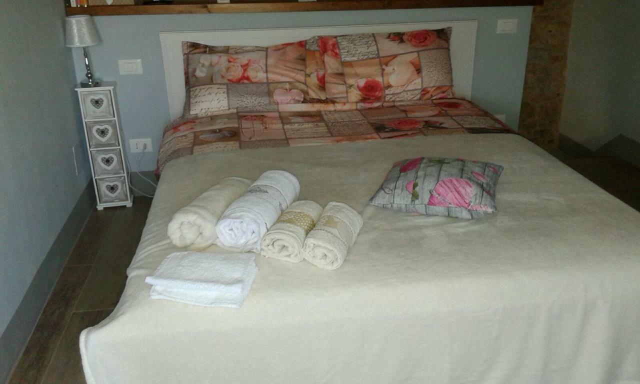 San Donato in Poggio Dolce Cuore Luxe Apartment Chianti Florence Male Romantyczne Mieszkanie מראה חיצוני תמונה